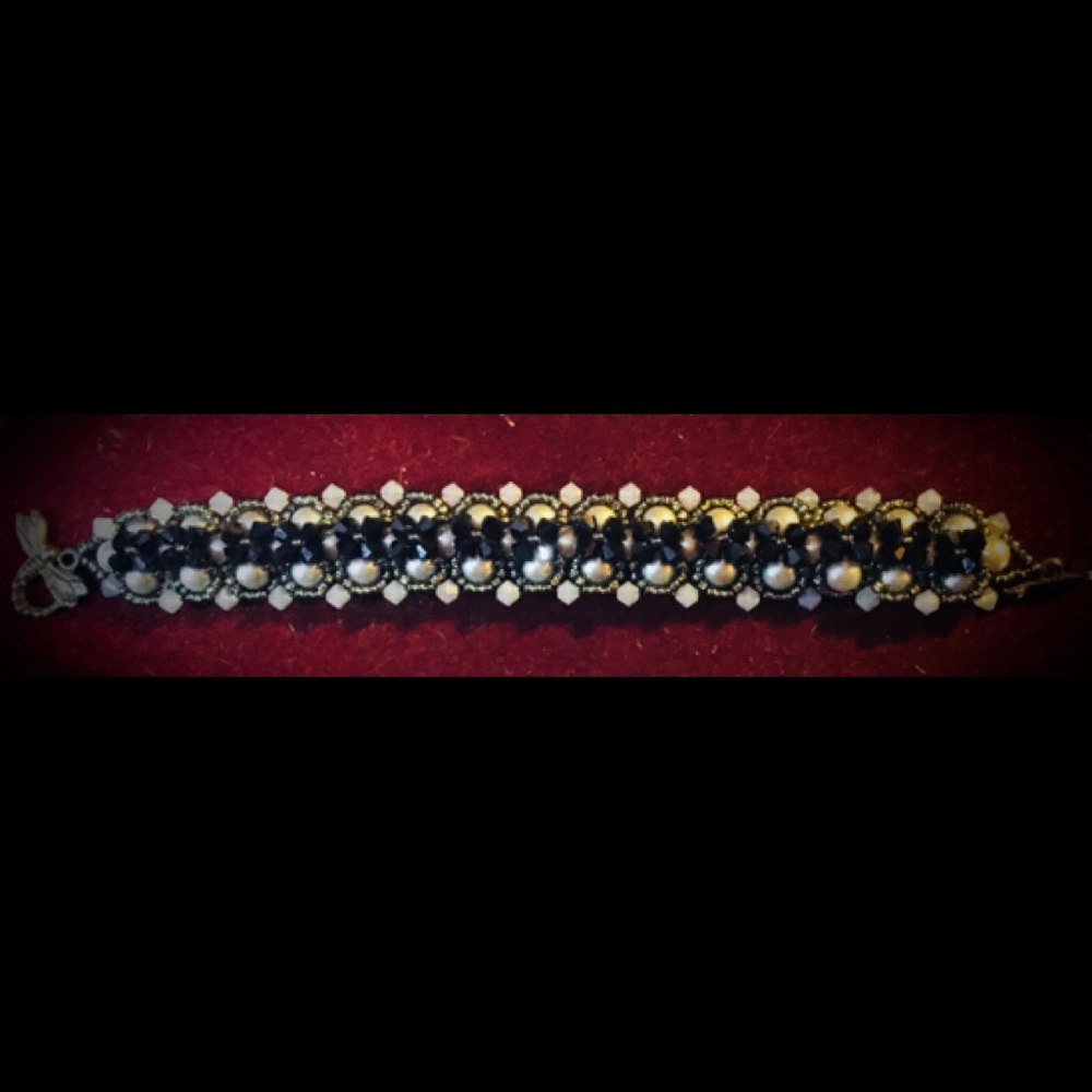 UNIQUE: Swarovski Crystal Reversible Bracelet